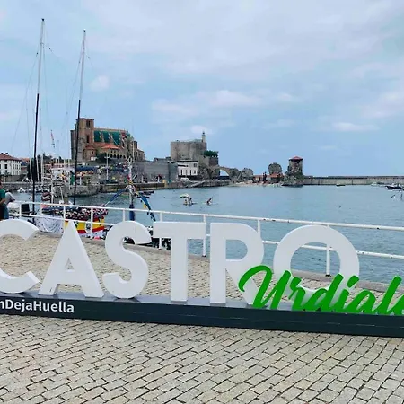 Puerto De * Кастро-Урдиалес